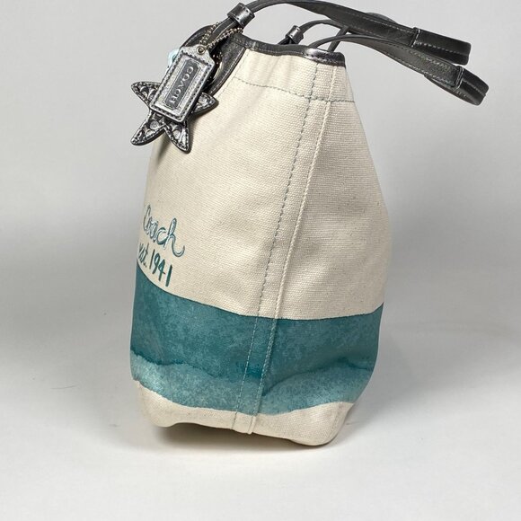 Coach F19212 Canvas Beach Starfish Tote Bag Silver Leather Handles 3 Keychains - Picture 6 of 10